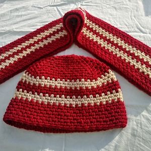 New matching hat and scarf
